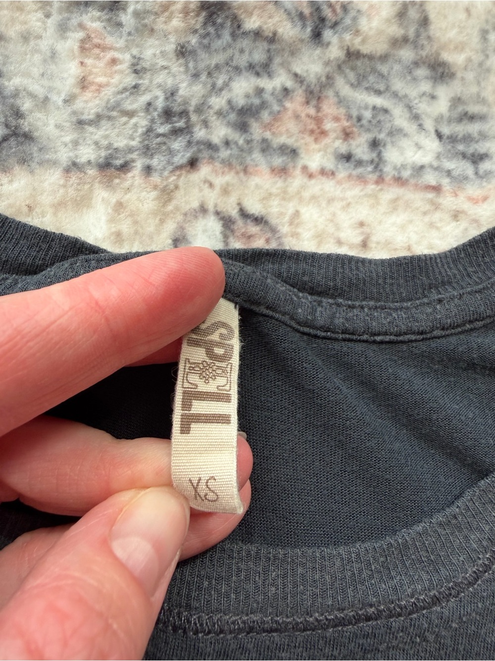 Spell singlet - Picture 2 of 2